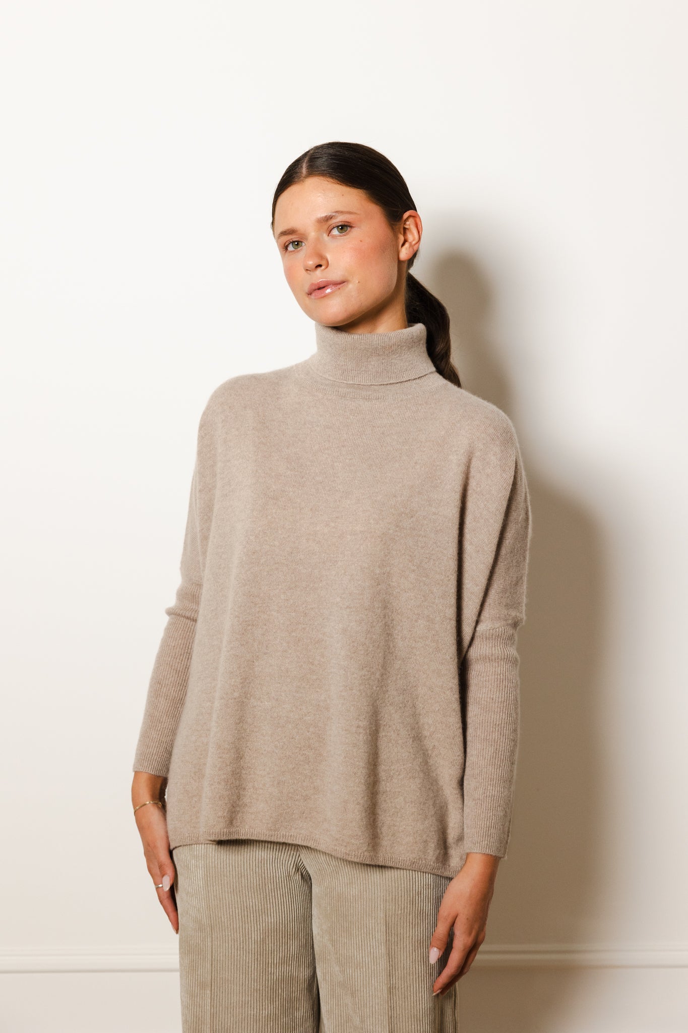 Clara Pullover Beige